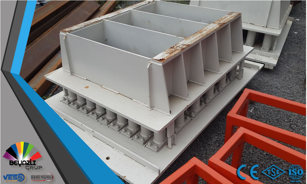 Mould-For-Concrete-Hollow-Block-Making-Machine.jpg